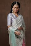 Buy_Dressfolk_Pink Tissue V-neck Handloom Saree With Blouse 