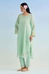 Anantaa By Roohi_Green Embroidery Round Neck Machine Kurta Pant Set _at_Aza_Fashions