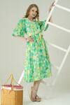 Buy_Surabhi Arya_Green Muslin V-neck Floral Print Dress 