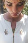 Label Earthen_Ivory Chanderi Silk, Organza Embroidery Split V-neck Malai Gully Kurta Set _at_Aza_Fashions