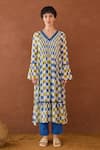 Taro_Multi Color Cotton V-neck Cloudburst Plaid Kurta Set _Online_at_Aza_Fashions
