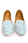 Arihant Rai Sinha_White Dori Embroidered Juttis _Online_at_Aza_Fashions