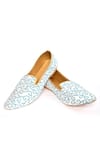 Buy_Arihant Rai Sinha_White Dori Embroidered Juttis _Online_at_Aza_Fashions