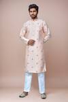 Buy_Samyukta Singhania_Peach Silk Embroidery Floral Thread Kurta Set _at_Aza_Fashions