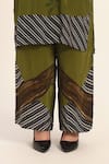 Buy_Ruhr India_Green Crepe Embroidery V-neck Miko Designer Kurta Pant Set 