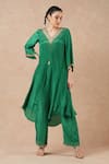 Buy_Dori & CO._Emerald Green Embroidery V-neck Silk Crepe Kurta Set _at_Aza_Fashions
