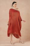 Buy_Dori & CO._Red Embroidery Asymmetric Ruby Metal Hand Kaftan _at_Aza_Fashions