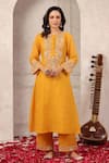 Buy_Anshu Wadhwa_Yellow Chanderi, Organza Embroidery Round Neck Kurta Set _Online_at_Aza_Fashions