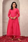 Buy_Anshu Wadhwa_Pink Chanderi Embroidery Round Neck Kurta Pant Set _at_Aza_Fashions