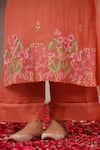 Buy_Anshu Wadhwa_Peach Chanderi Embroidery V-neck Kurta Set _Online_at_Aza_Fashions