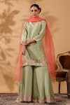 Buy_Anshu Wadhwa_Green Chanderi Embroidery V-neck Kurta Pant Set _at_Aza_Fashions