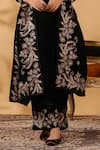 Buy_Anshu Wadhwa_Black Velvet Embroidery Round Neck Kurta Set _Online