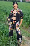 Buy_She'll_Black Linen, Chiffon Collared, Sweetheart Neck Floral Print Shirt And Pant Set 