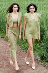 Buy_She'll_Green Embroidery Round , Scoop Lush Raw Silk Jute 3-piece Set 