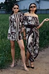 Buy_She'll_Brown Crepe Off-shoulder Floral Print Top And Pants Set 