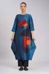 Taika By Poonam Bhagat_Multi Color Silk Embroidery Round Neck Twilight Printed Linen Tunic _at_Aza_Fashions