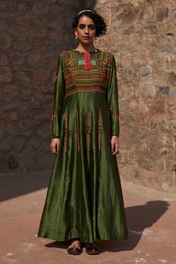 Buy_Medha_Green Chinon, Silk Embroidery, Beads Round Neck Handwoven Chiniya Anarkali Set _Online_at_Aza_Fashions