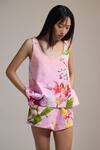 Buy_THE IASO_Pink Scoop Neck Floral Print Tank Top _at_Aza_Fashions