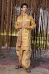 Buy_Hilo Design_Gold Embroidery Kanjivaram Pattu Set _at_Aza_Fashions