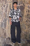 Buy_Dash And Dot_Black Cotton Knitted Cargo Pant _at_Aza_Fashions