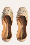 Shop_Kurrbat_Gold Sunheri Designer Juttis _at_Aza_Fashions