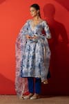 Yuvraani Jaipur_Ivory Chanderi, Cambric, Cotton, Organza Embroidery, Tassels Floral Kurta Set _Online