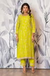 Buy_Yuvraani Jaipur_Green Silk, Shantoon, Organza Embroidery Designer Kurta Set With Dupatta And Potli _Online_at_Aza_Fashions