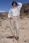 Buy_Dash And Dot_White Cotton, Linen Embroidery Floral Pant 