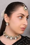 Buy_Queens Jewels_Green Stones Heritage Uncut Polki Kundan Choker Set _at_Aza_Fashions