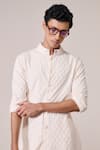 Shop_S&N By Shantnu Nikhil_Off White Embroidery Contemporary Kurta _Online_at_Aza_Fashions