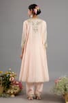 Saina Kapoor_Peach Chanderi, Organza Embroidery Keyhole Neck Pink Designer Kurta Set _Online_at_Aza_Fashions