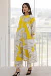 Buy_Silai Studio_Yellow Cotton, Linen Button-down Neck Plantain Orchard Down Kurta Set 
