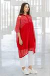 Buy_Silai Studio_Red Chanderi, Linen Embroidery Collared Ruby Swirl Bandhani Tunic Set _Online_at_Aza_Fashions