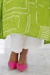 Silai Studio_Green Viscose, Silk V-neck Terra Bandhej Kurta Set _Online_at_Aza_Fashions