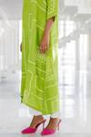 Shop_Silai Studio_Green Viscose, Silk V-neck Terra Bandhej Kurta Set 