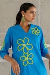 Silai Studio_Blue Poplin Embroidery V-neck Seafoam Floral Kurta Set _at_Aza_Fashions