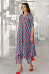Buy_Silai Studio_Red Cotton, Linen V-neck Poppy And Blue Stripe Kurta Set 