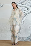 Buy_Shivani Bhargava_Ivory Chanderi, Cotton Round Neck Digital Print Tunic And Pants 