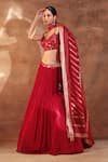 Buy_Meenagurnam_Red Net, Viscose Georgette, Jacquard Mirrors Sweetheart Neck Work Lehenga Set _at_Aza_Fashions