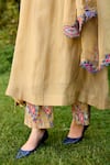 Naaz By Noor_Olive Green Chanderi, Cotton, Organza Embroidery V-neck Kurta Pant Set _Online_at_Aza_Fashions