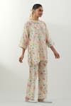 Shop_Vinusto_Multi Color Chanderi Round Neck Floral Printed Kurta Pant Set _Online_at_Aza_Fashions