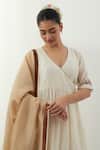 Buy_Vinusto_Ivory Chanderi Embroidery V-neck Hand Angarkha Set 