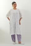 Buy_Vinusto_White Cotton Embroidery Round Neck Phool Patti Chikankari Kurta Set _Online_at_Aza_Fashions