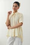 Buy_Vinusto_Yellow Cotton Embroidery Collared Butter Chikankari Shirt And Pant Set 