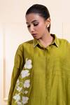 Buy_The White Tree Studio_Green Chanderi Applique, Embroidery Collared Moss Kurta Co-ord Set _Online_at_Aza_Fashions