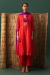 Buy_Naina Jain_Red Silk Round Neck Patchwork Bandhani Suit Set _at_Aza_Fashions