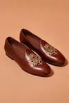 Buy_Dmodot_Brown Embroidery Ethnico Ricamo Designer Shoes _at_Aza_Fashions