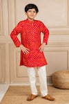 Jilmil Dreamwear_Red Cotton Mirrors Work Kurta And Pant Set _Online_at_Aza_Fashions