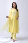 Buy_House Of Pink_Yellow Chanderi, Organza Embroidery, Pearls Round Neck Baby Kurta Pant Set 