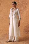 Pouli Pret_Ivory Chanderi, Organza Embroidery, Zari Split V-neck Zardozi Kurta Set _Online_at_Aza_Fashions